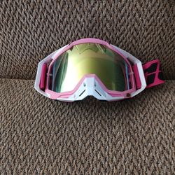 100% GOGGLES.  GOLD TINT.  ADJUSTABLE STRAP.  NEW.  PICKUP ONLY.