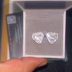 925 sterling silver heart shaped moissanite earrings