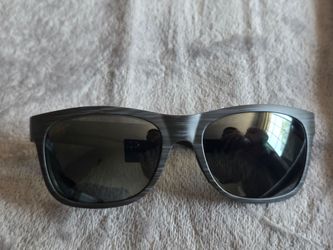 Maui Jim Kahi MJ 736 63W Matte Striped Black Frame + Neutral Grey Polarized Lens Has prescripción not too much but you can use the Frame Exellent Cond
