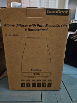 Diffuser with 6 essential oil bottles