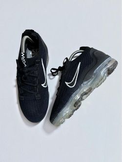 Nike Air VaporMax 2021 Flyknit Black White Women’s 7.5