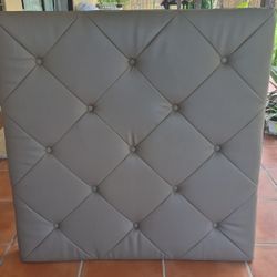 TUFTED WALL PANELS