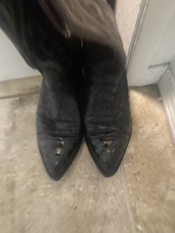 Men’s Ostrich Boots size 9