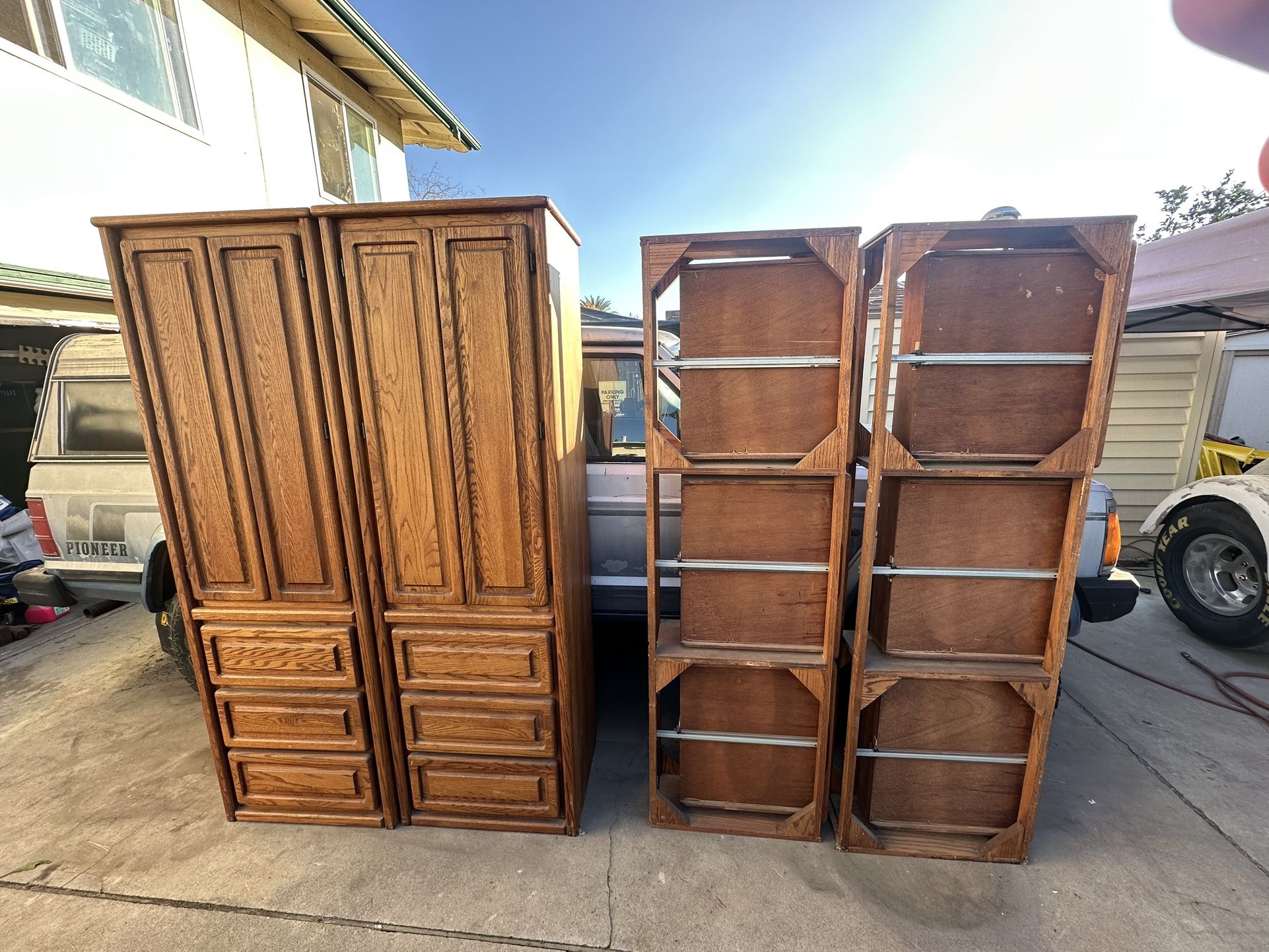 Oak Bedroom Set - Furniture - 4 Pieces Total 