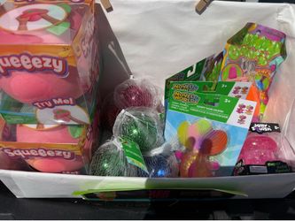 Squishies ( needoh like )