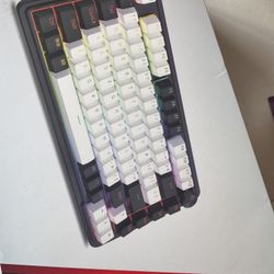 Red Dragon Mechanical Wireless Keyboard 