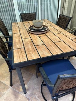 Outdoor table