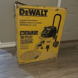 Dewalt 10gallon Dust Extractor 