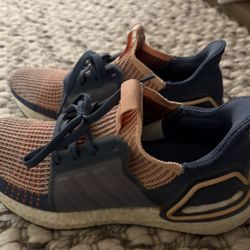  Adidas Ultra Boost Running Shoes - Women’s Size 6.5