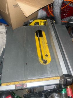 Dewalt table saw  10in