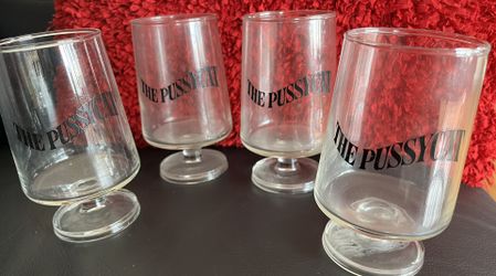 Vintage  4 The Pussycat Bar Glasses