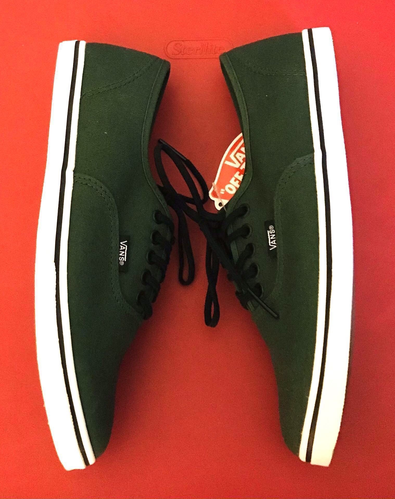 Vans Authentic Lo Pro Kumbu Green/ True White SZ Men 7.5/ SZ 9 Women