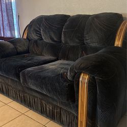Sofa Set In Stockton Need  Cleaning 