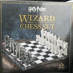 Harry Potter wizard chest
