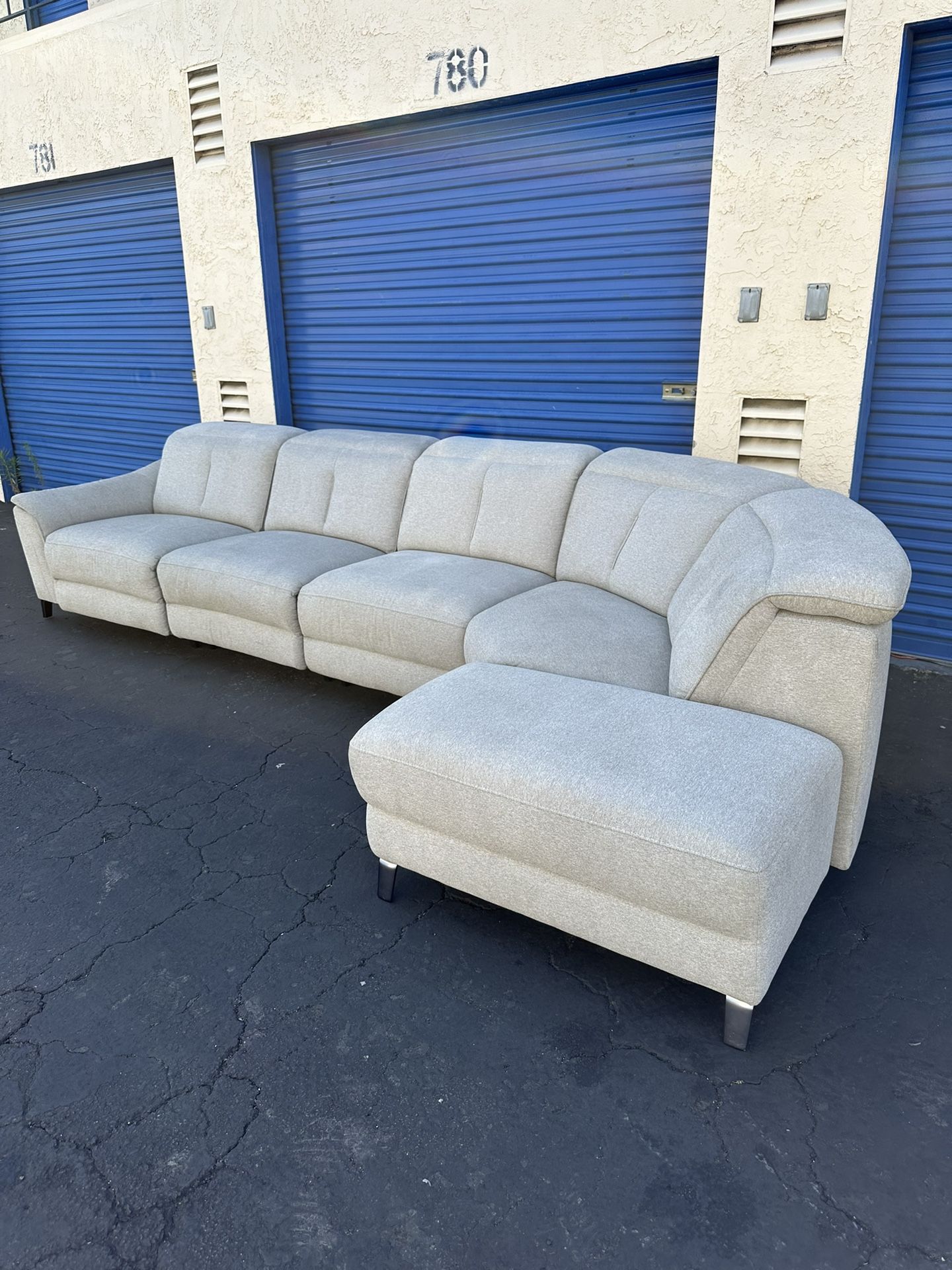 FREE Delivery Locally Light Grey Sectional Couch for Sale in San Marcos ...