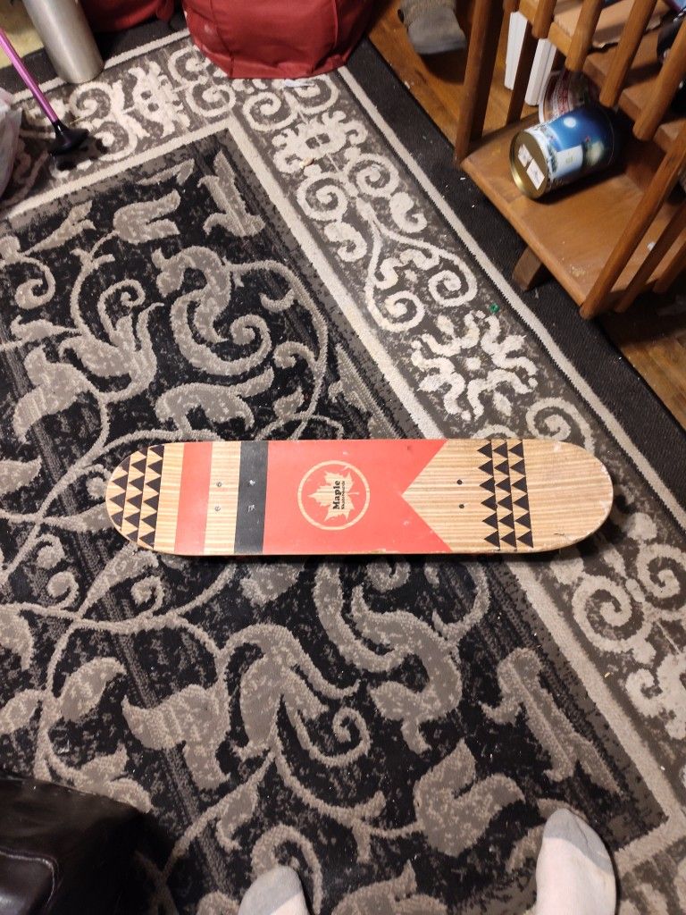 Maple.Scateboard.