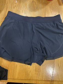 Lululemon Find Your Pace Short 3” Lined - Size 8