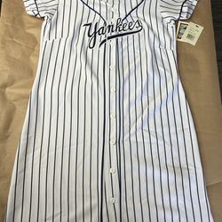 NEW YORK YANKEES COOPERSTOWN 1952 WS DRESS SIZE XL