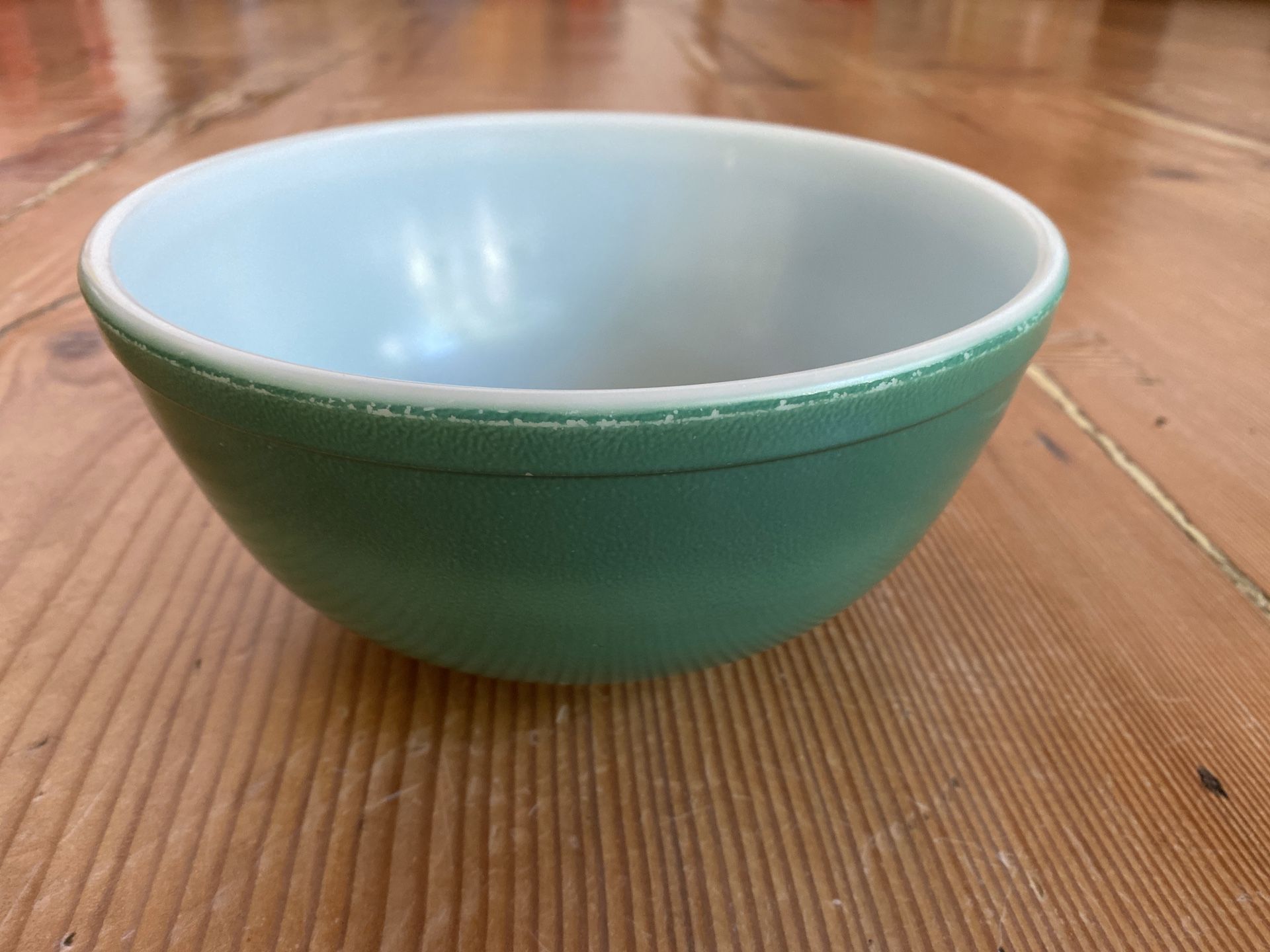 Vintage Pyrex Primary Green 403 Nesting Mixing Bowl 2-1/2 Quart 1940-50s