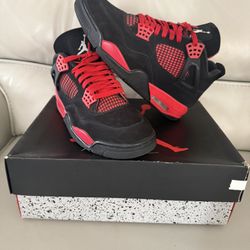 Air Jordan 4 Retro