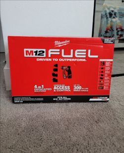 Milwaukee Installation Drill/ Driver Brushless Fuel Kit M12