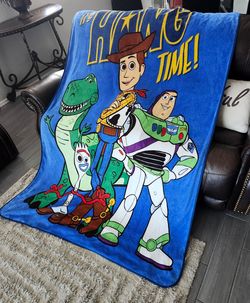 ✅️ Kids Toy Story 4 Blanket• Covers Twin Size Bed• Great Condition• $15firm