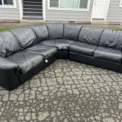 Sectional Couch 
