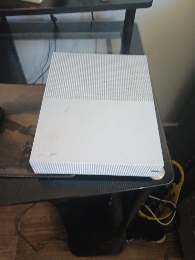 Xbox One S Broken