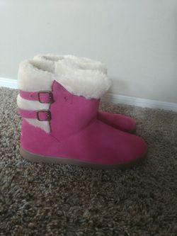 Pink girl UGG
