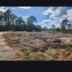 Corner lot,.29 acres, Lehigh Acres