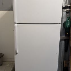 GE refrigerator