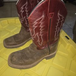 Old West boys boots size 2.5