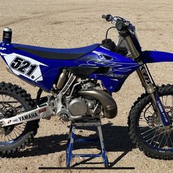 Like New YZ250