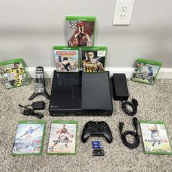 500GB Xbox One Bundle Comes With 8 Games Power Cord Charger Station An Extra Battery And A Controller