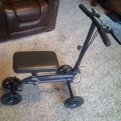 Knee Rover Steerable Knee Walker Scooter for Injured Foot Ankle Leg Surgery Sprain Broke Cast Padded