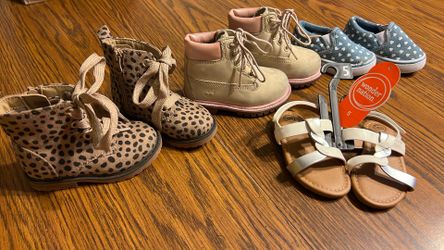 Free Size 5 Toddler Shoes PLEASE READ