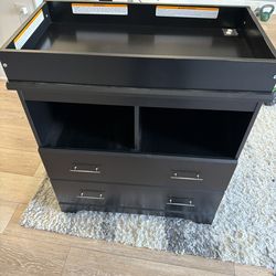 Baby changing table/dresser
