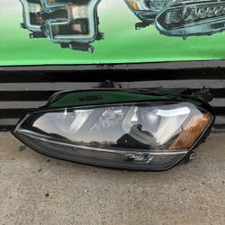 2015-2017 Volkswagen Golf Hid Headlight Oem 