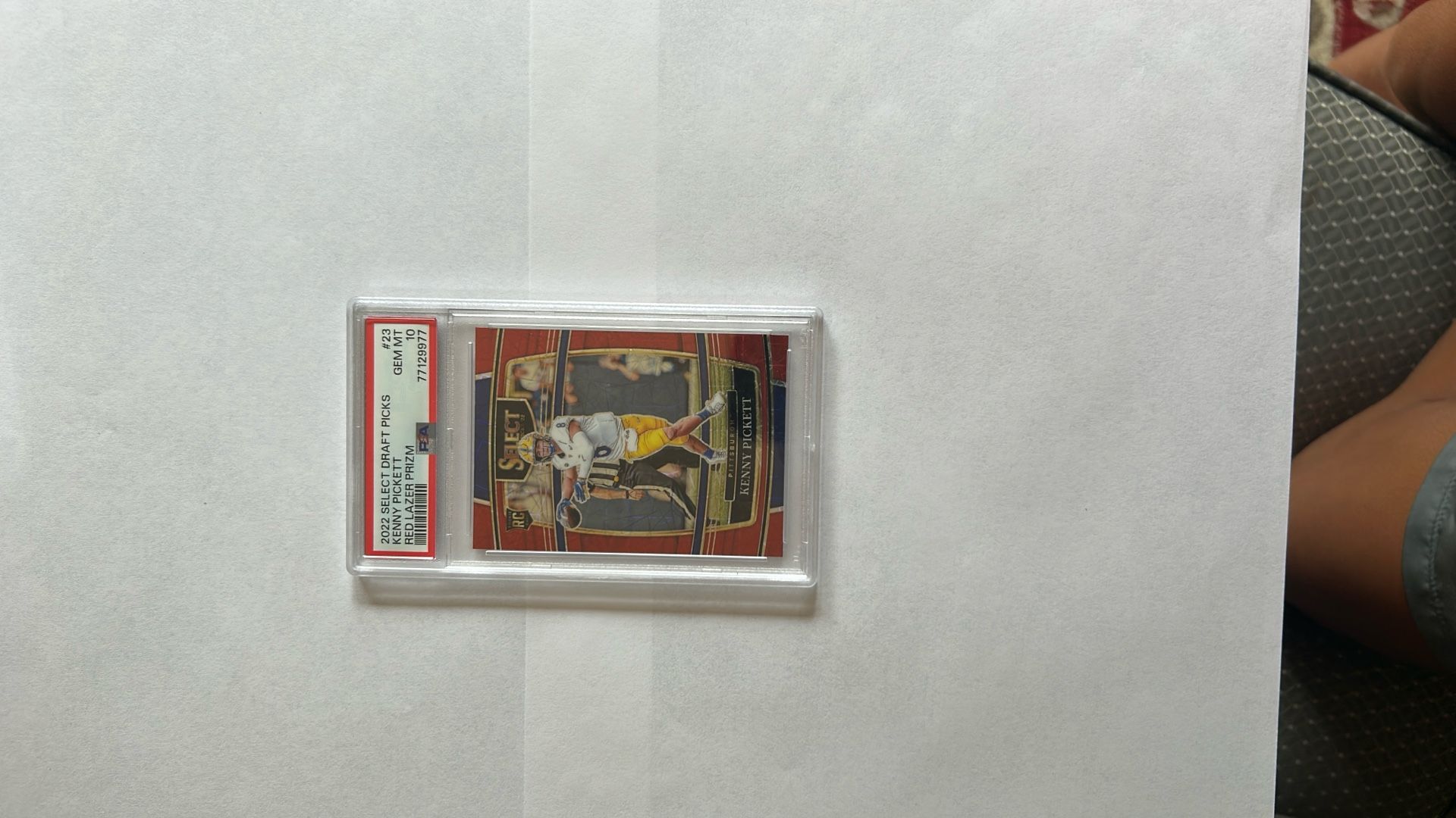 Kenny Pickett Select Draft Picks Red Laser Prism Mint 10