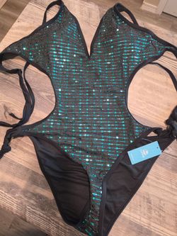 Womens bathing suits