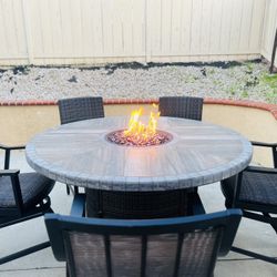 🌴 Beautiful Patio Furniture With Fire Pit Table , With Chairs In Excellent Condition 