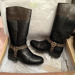 Michael Kors Boots 