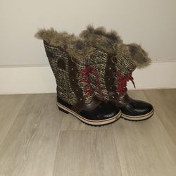 Sorel Snow Boots