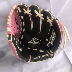 Easton Pink Tee Ball Baseball Softball Glove 9.5" ages 5-10 Girls Youth Kids.