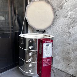 Electric Skutt Kiln 1027 And Kiln Furniture