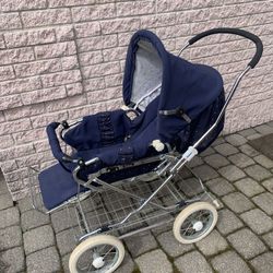 Emmuljunga Classic Baby Carriage.  Perfect for a nursery