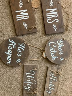 Mr & Mrs wooden decor