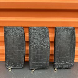 Stylish Black Crocodile-Pattern Wallets – Brand New