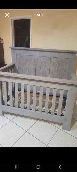Crib