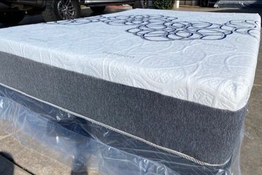 Full Bamboo Cool Gel Memory Foam!!